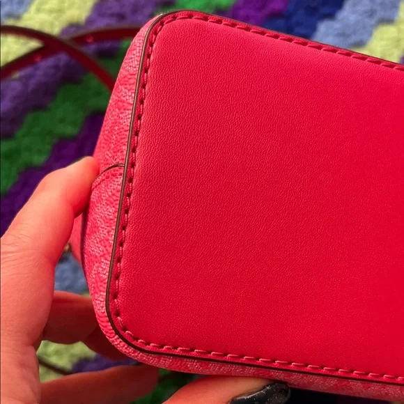 Michael Kors Pink and Cream Signature Crossbody Bag - Picture 4 of 8